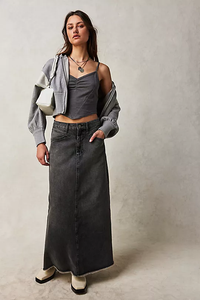 Come As You Are Denim Skirt In Grey Wash