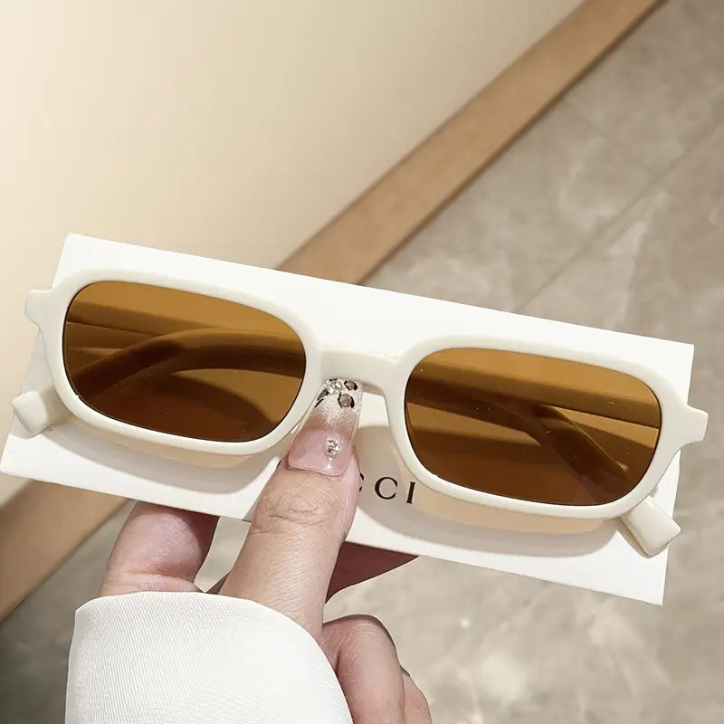 Retro Rectangular Sunglasses in Cream