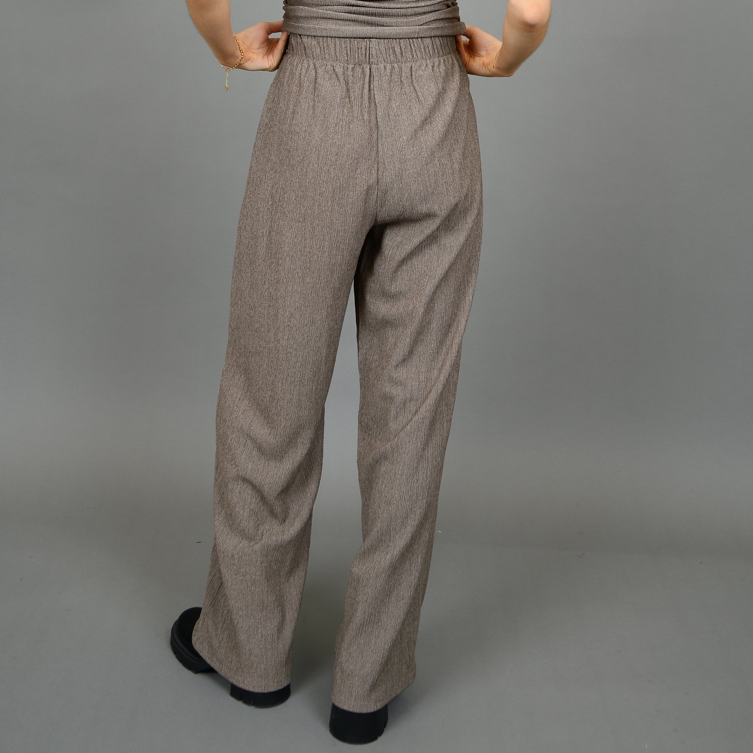 Pauleena Pant in Taupe Twist