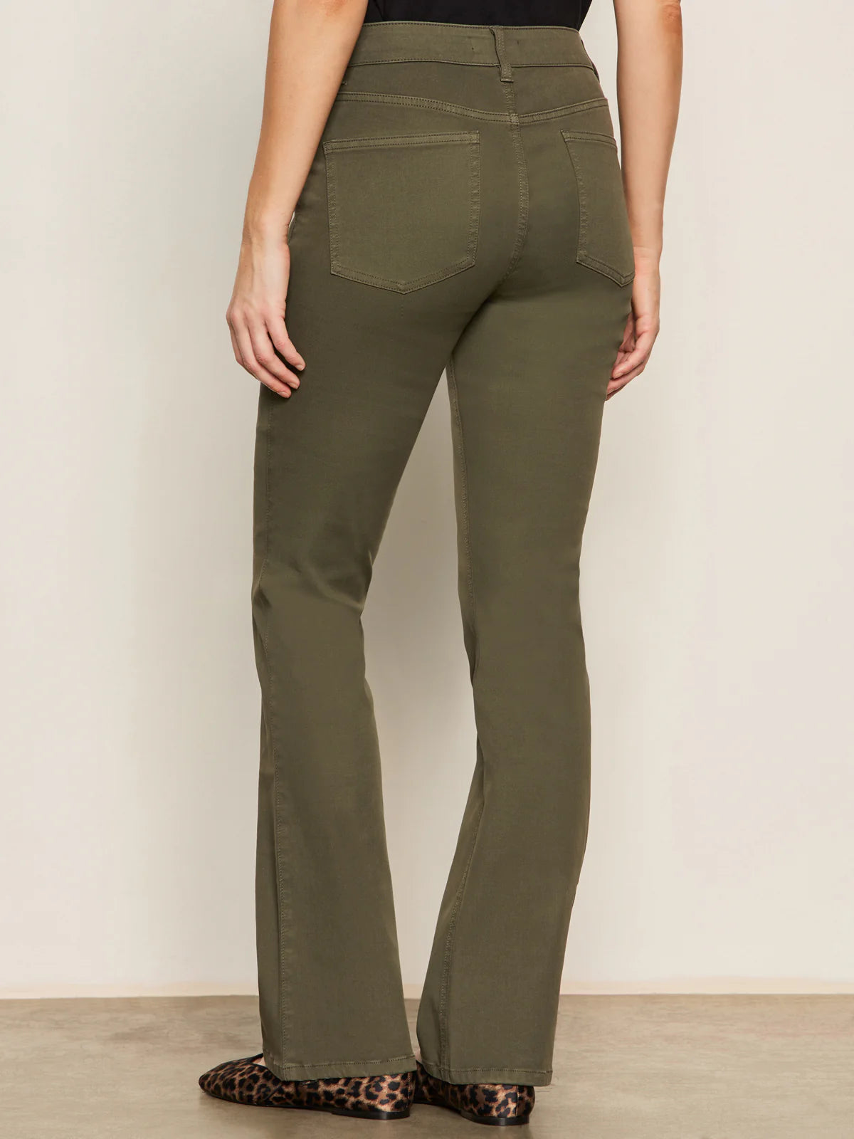 Sculpted Brook Bootcut Pant | Kalamata