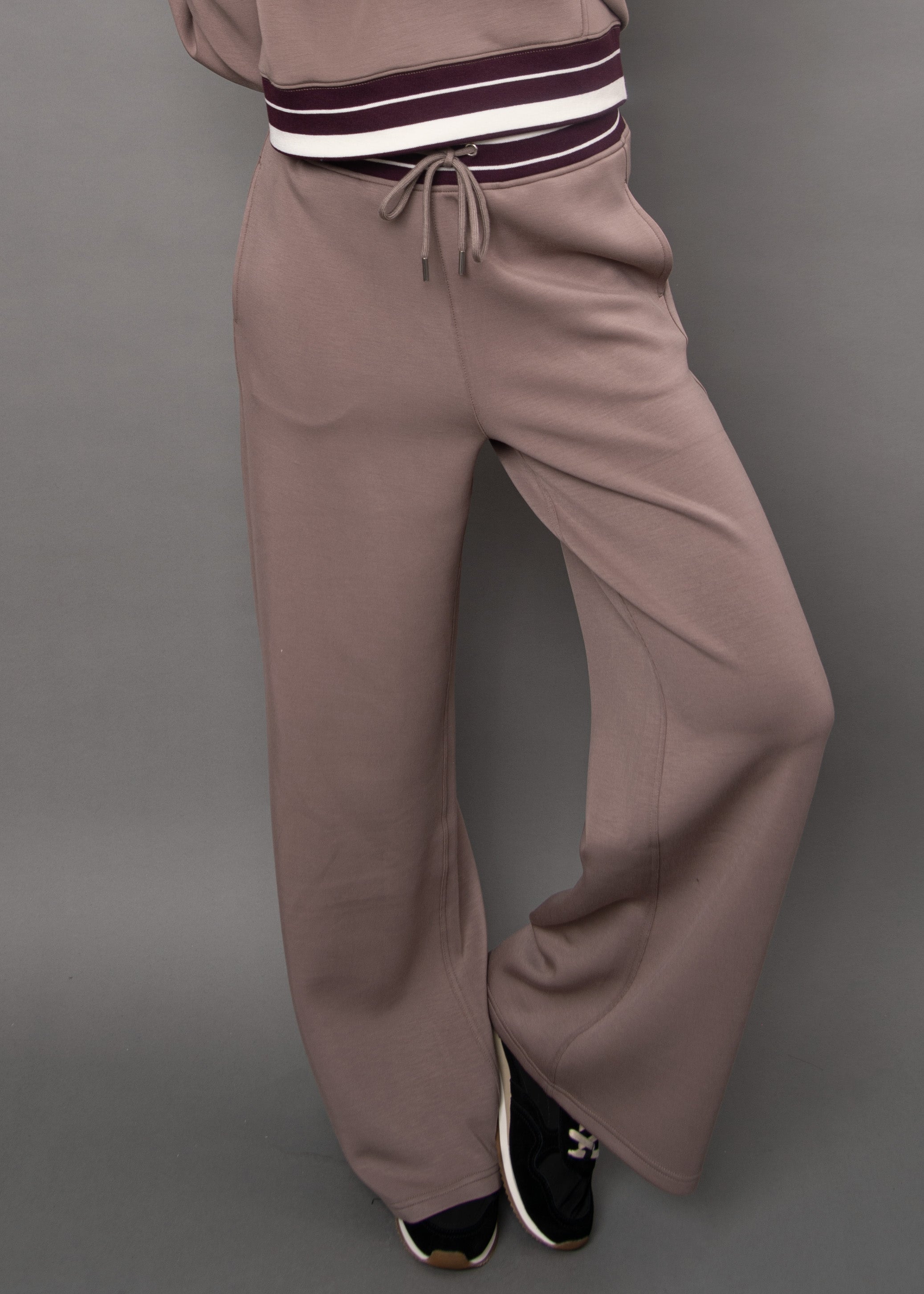 Erika Soft Knit Pant