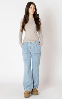 Andie Denim Pant in Washed Blue