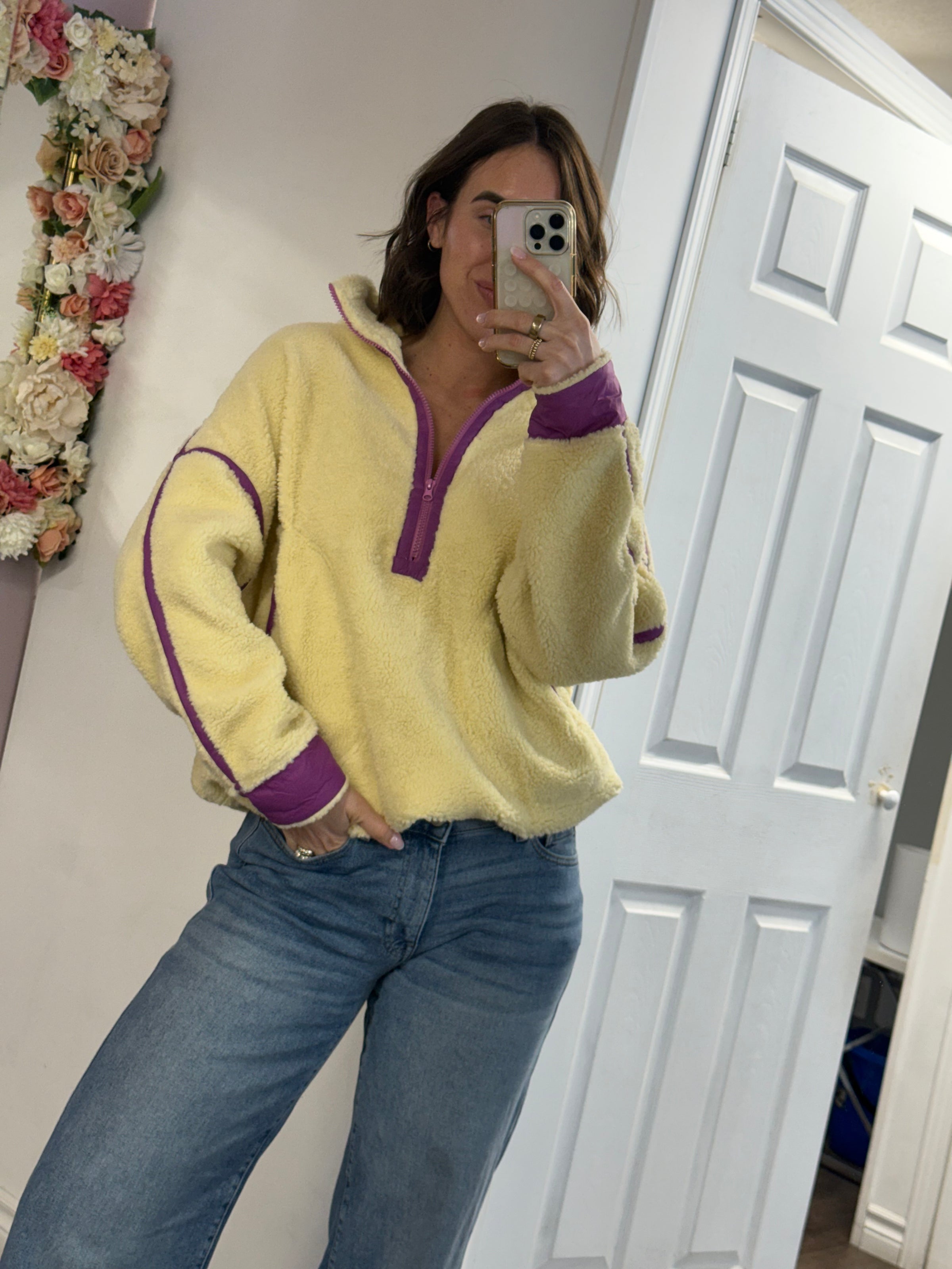Maci Sherpa Pullover in Banana Lime