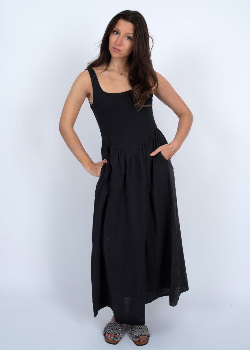 Farah Dress in Black