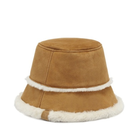 Sheepskin Hat in Chestnut