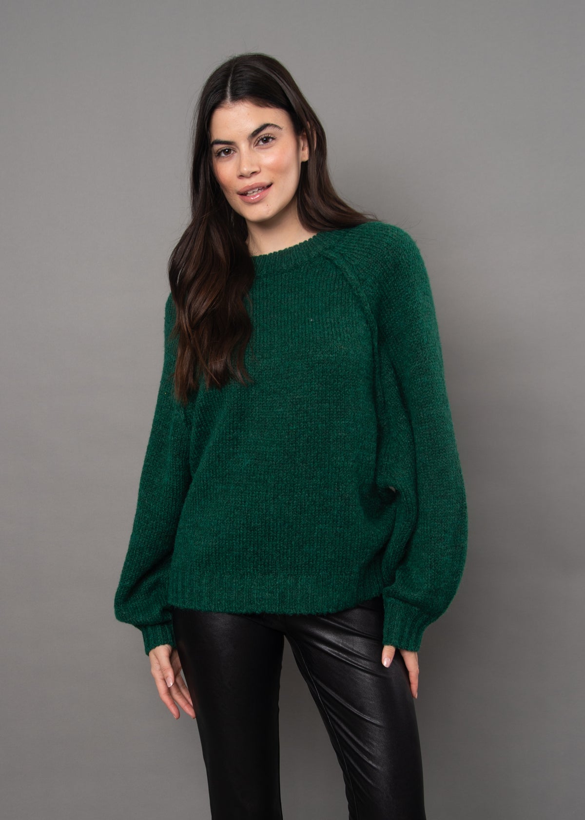 Soundarya Crew Neck in Forest