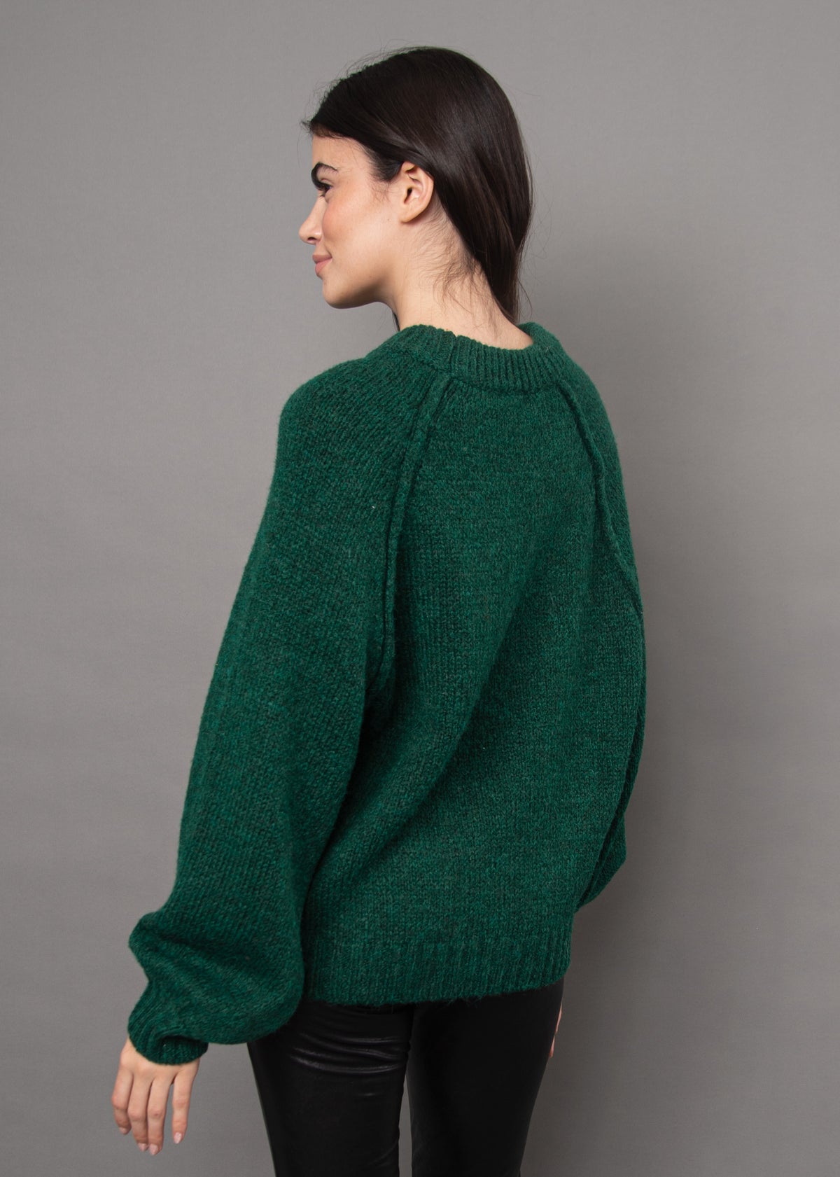 Soundarya Crew Neck in Forest