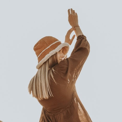 Sheepskin Hat in Chestnut