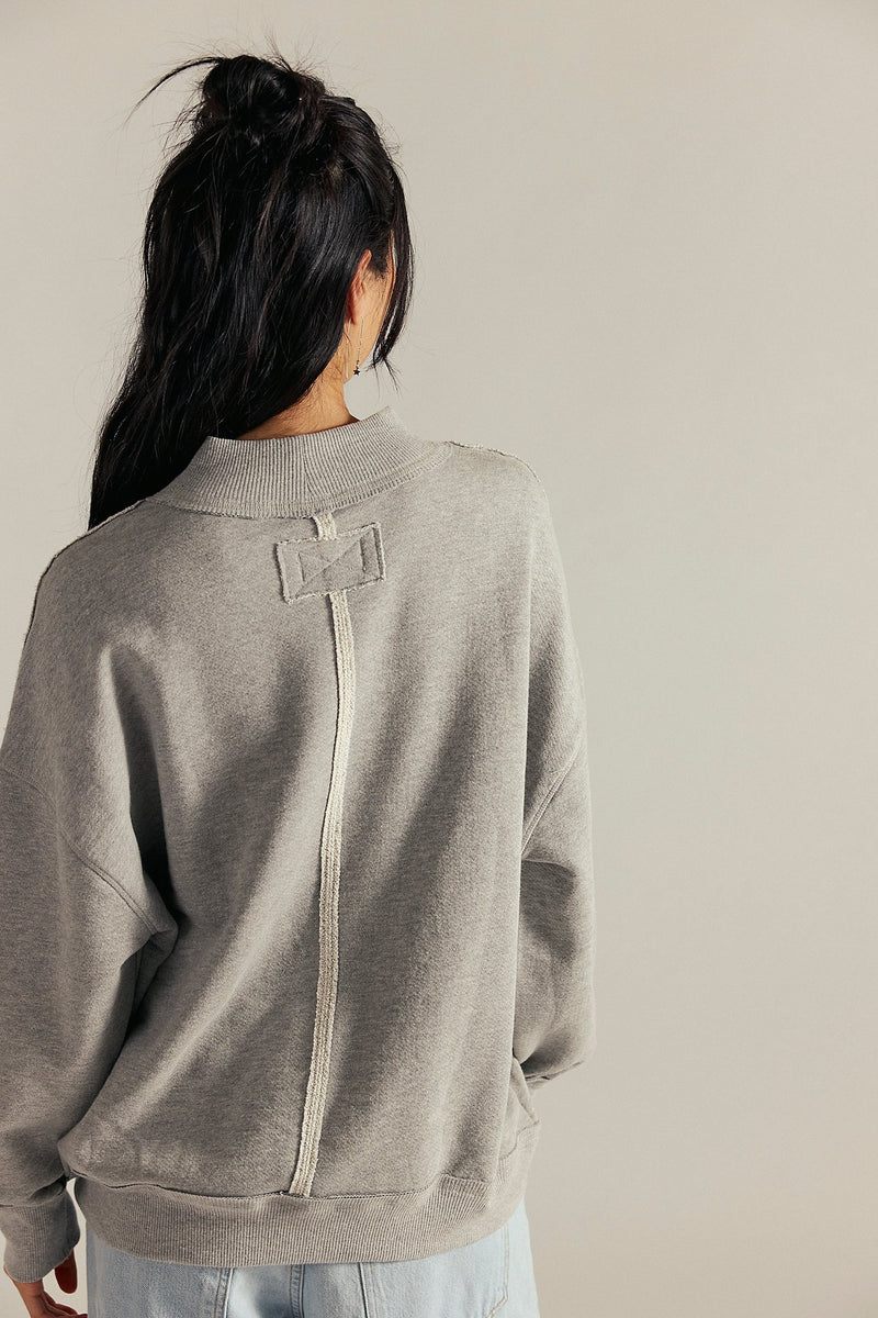 Palm Springs Pullover in Heather Grey