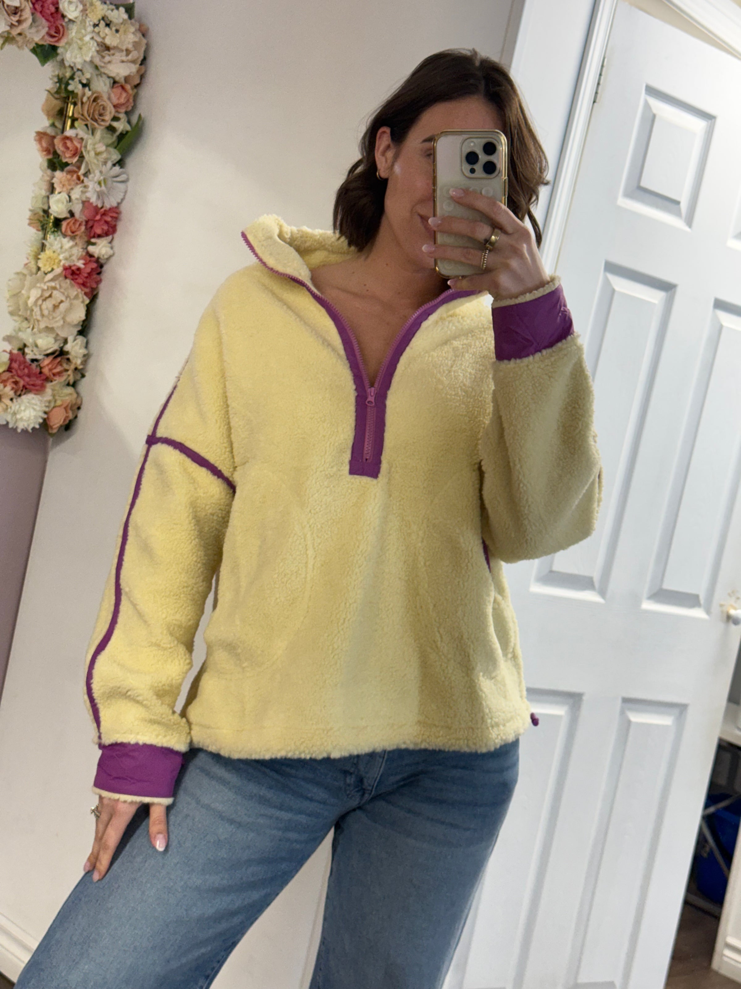 Maci Sherpa Pullover in Banana Lime