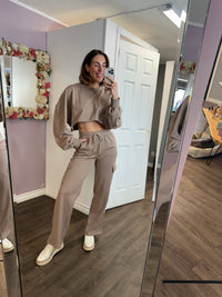 Cropped Sweatshirt Set in Taupe