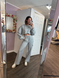 Cropped Sweatshirt Set in Grey