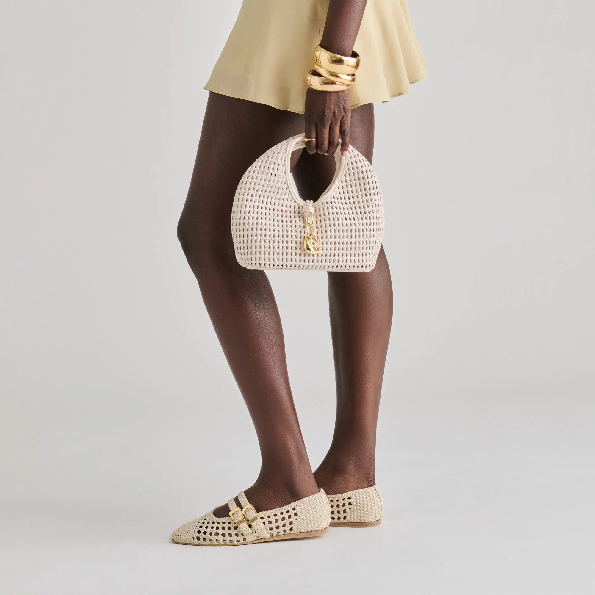 Dahlia in Ivory Woven