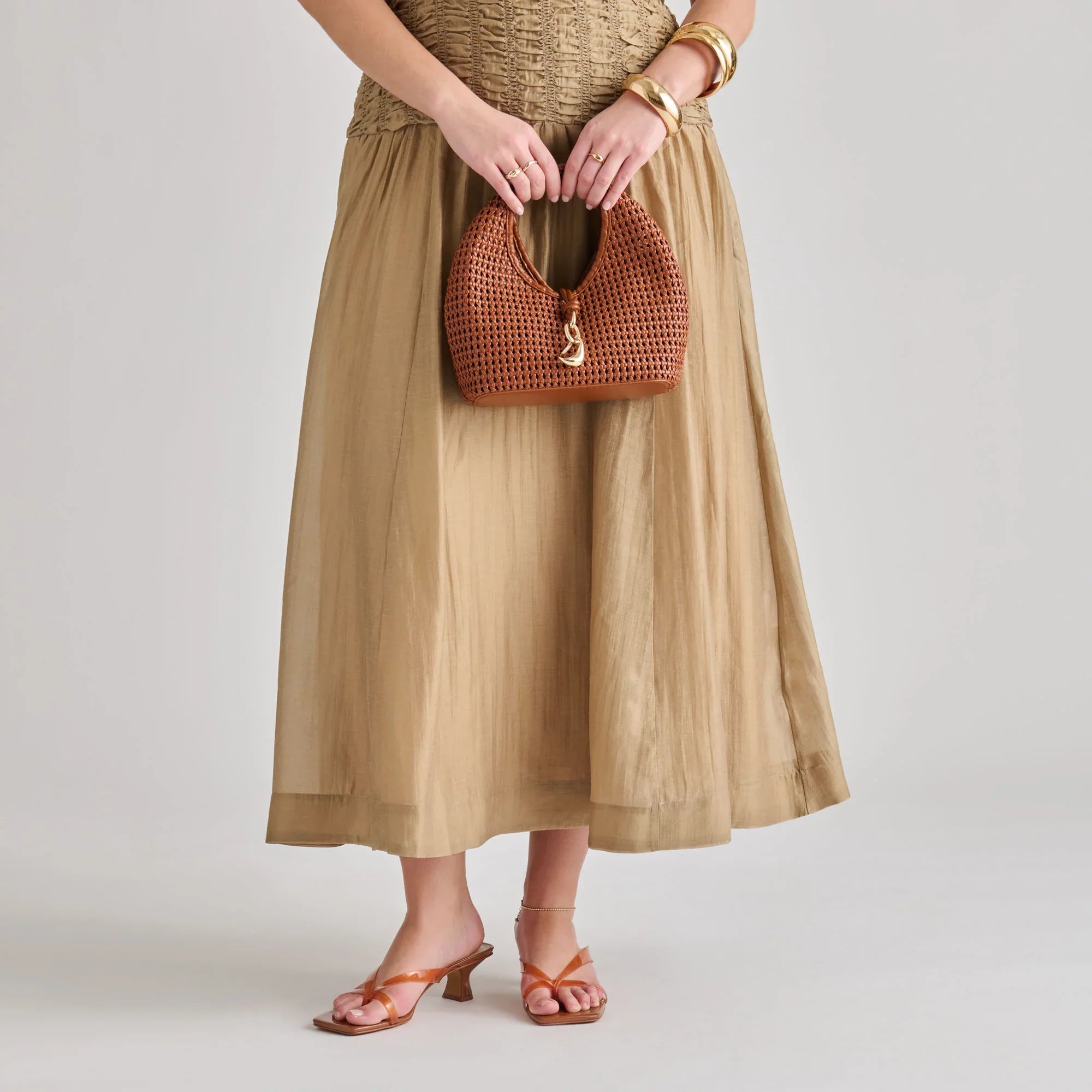 Dahlia in Cognac Woven