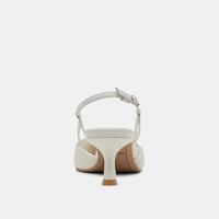 Oldela in White Leather
