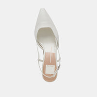 Oldela in White Leather