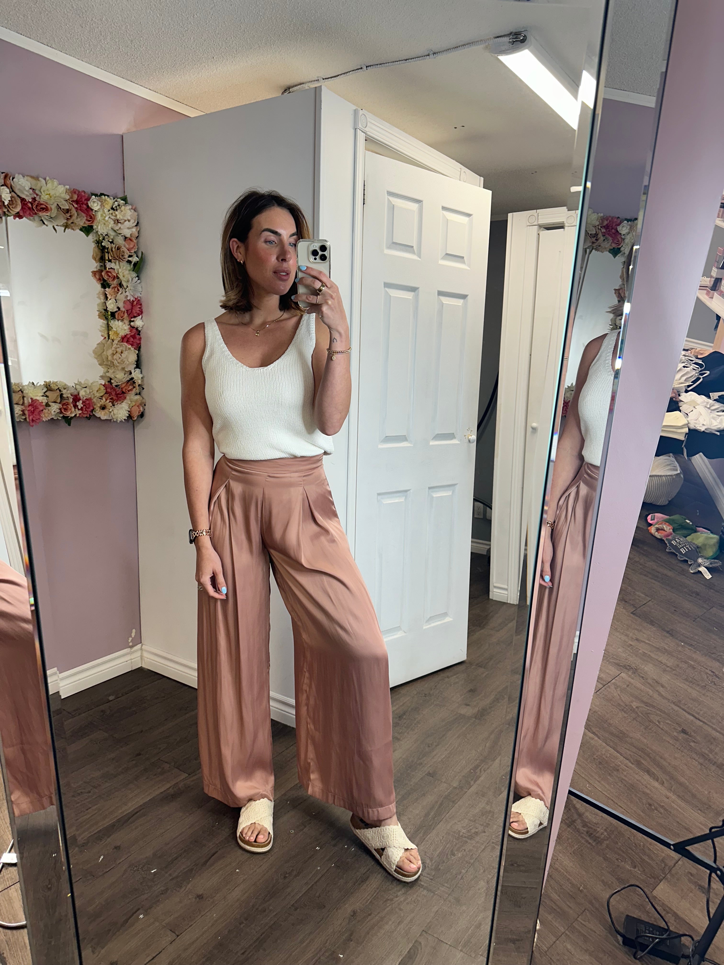 Klimt Satin Wide leg Pant In Misty Rose – Krush Clothing Boutique