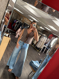 Onleva Striped Vest | Chocolate