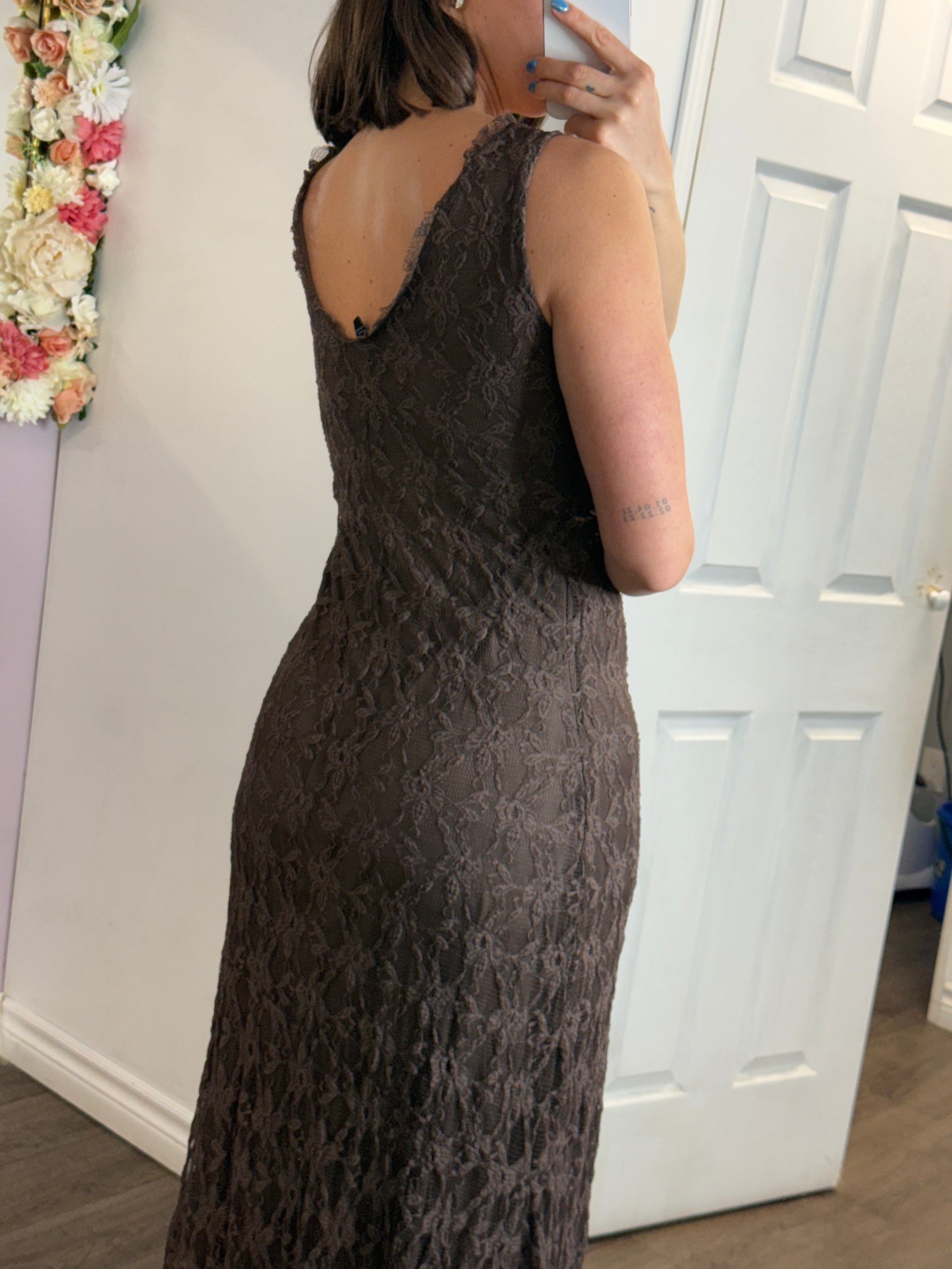 Albina Long Lace Maxi Dress | Chocolate