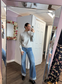 Daffodil Mock Neck Pull-Over | Misty Grey