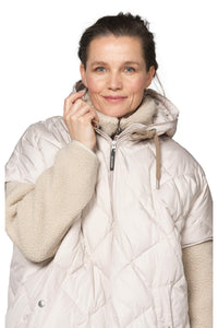 Peppy Quilted Oversized Vest in Silver Grey