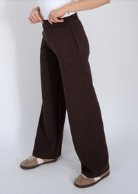 Victoria Luxe Soft Knit Pant in Chocolate