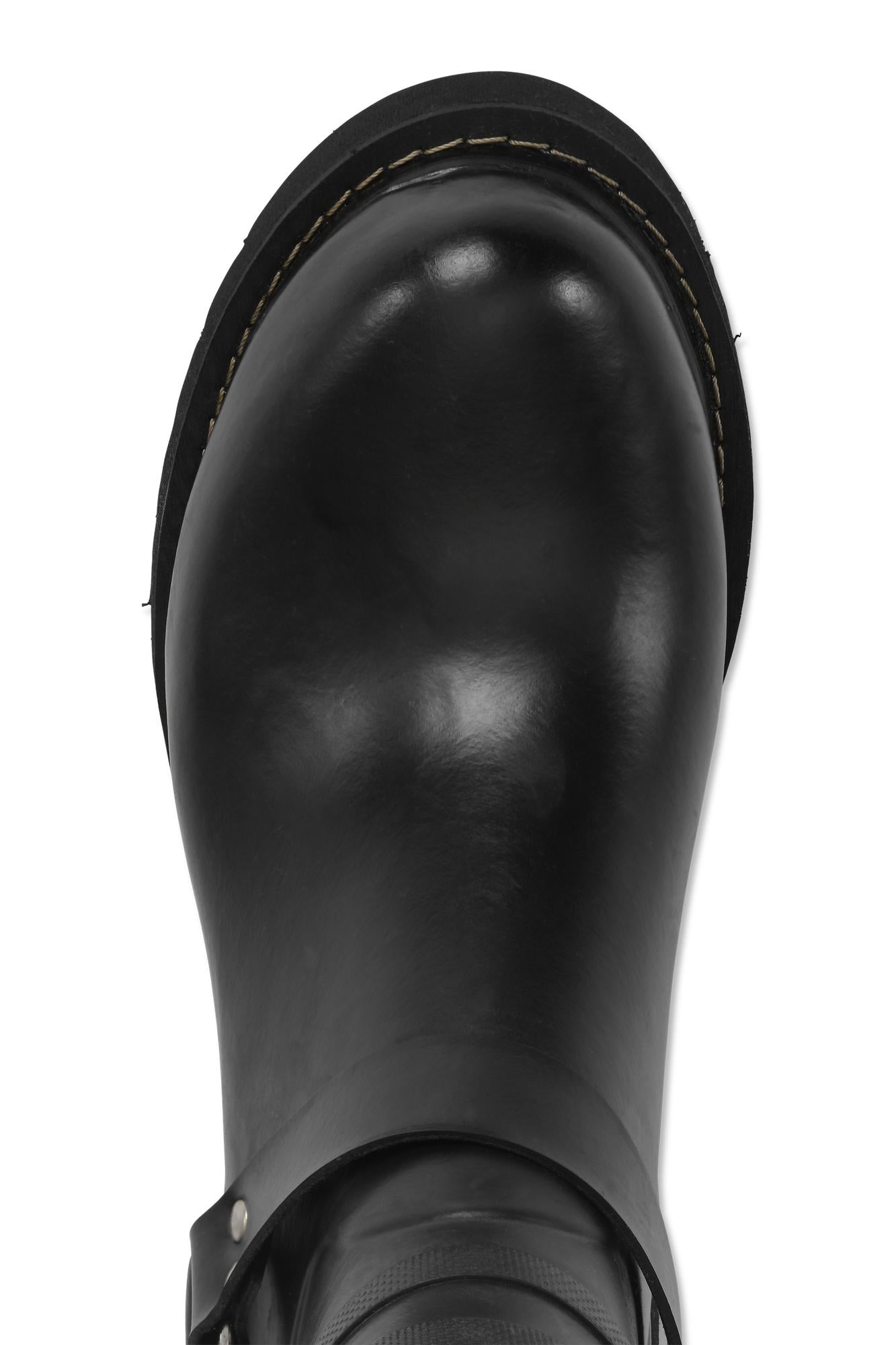 Short Engineer Rubber Boot in Black