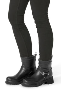 Short Engineer Rubber Boot in Black