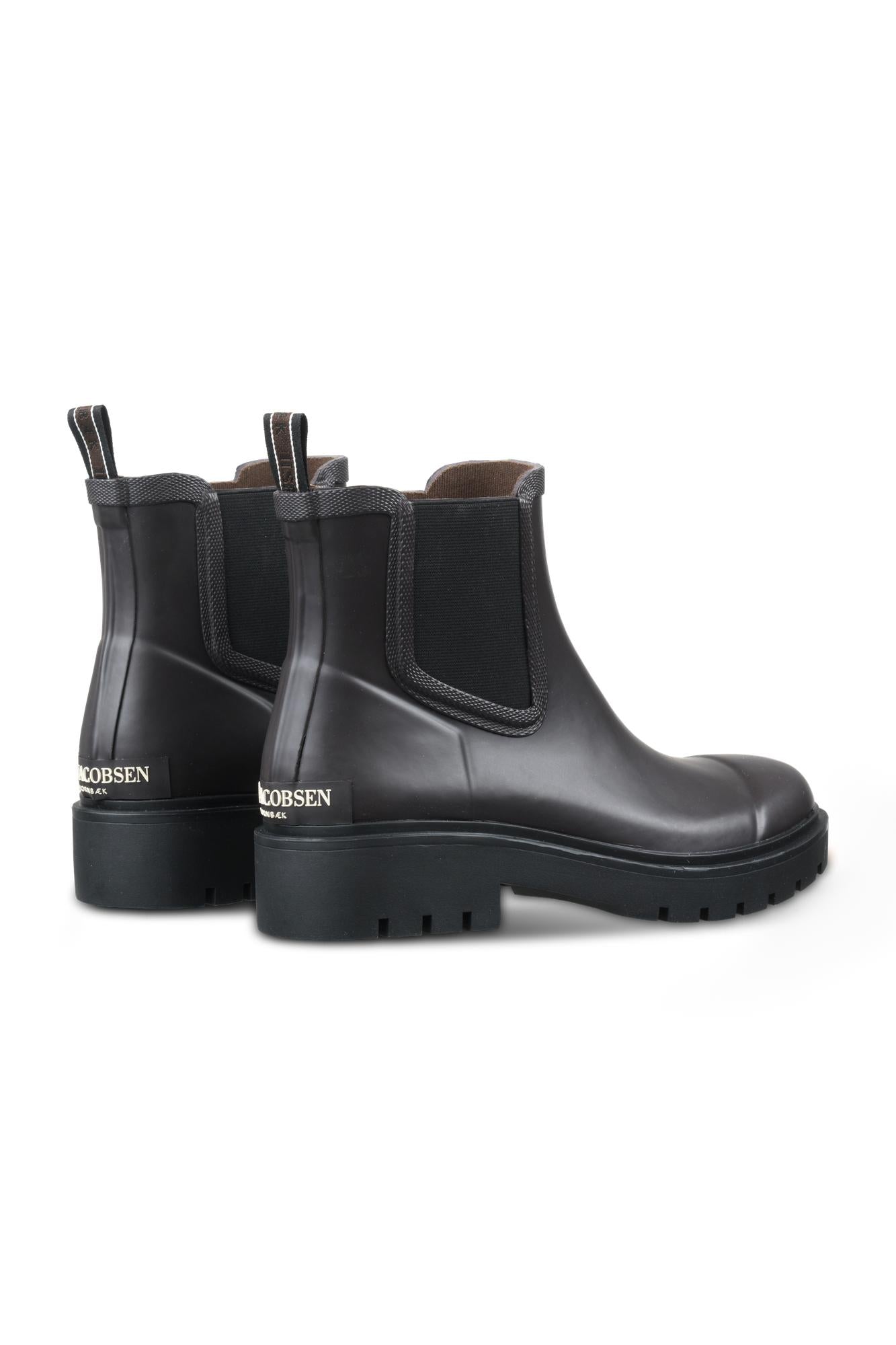 Chelsea Rain Boot in Black Brown