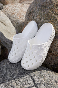 Slip-In Clog in Milk Creme