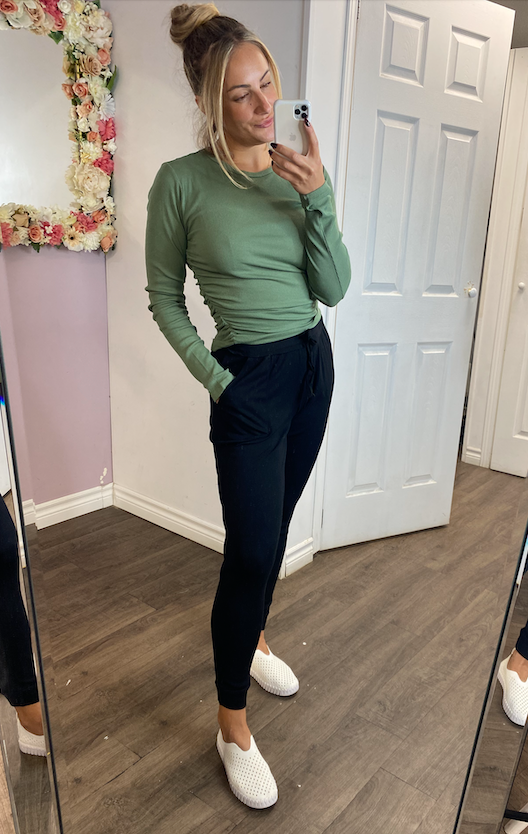 Long Sleeve Shirred Side Top In Sprout