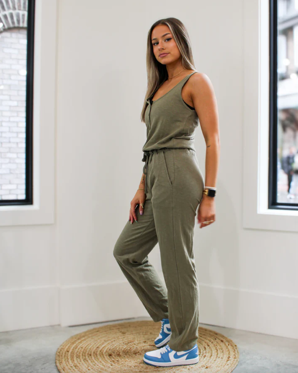 Rosha Sleeveless Romper in Olive