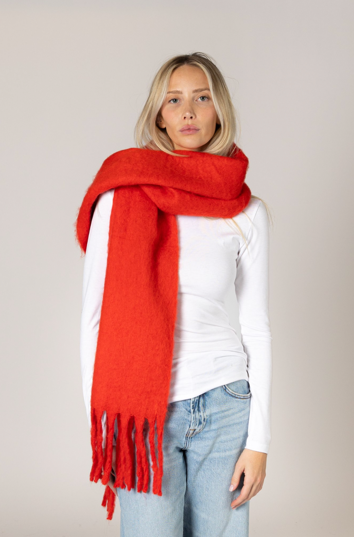 Solid Cloud Scarf | Red