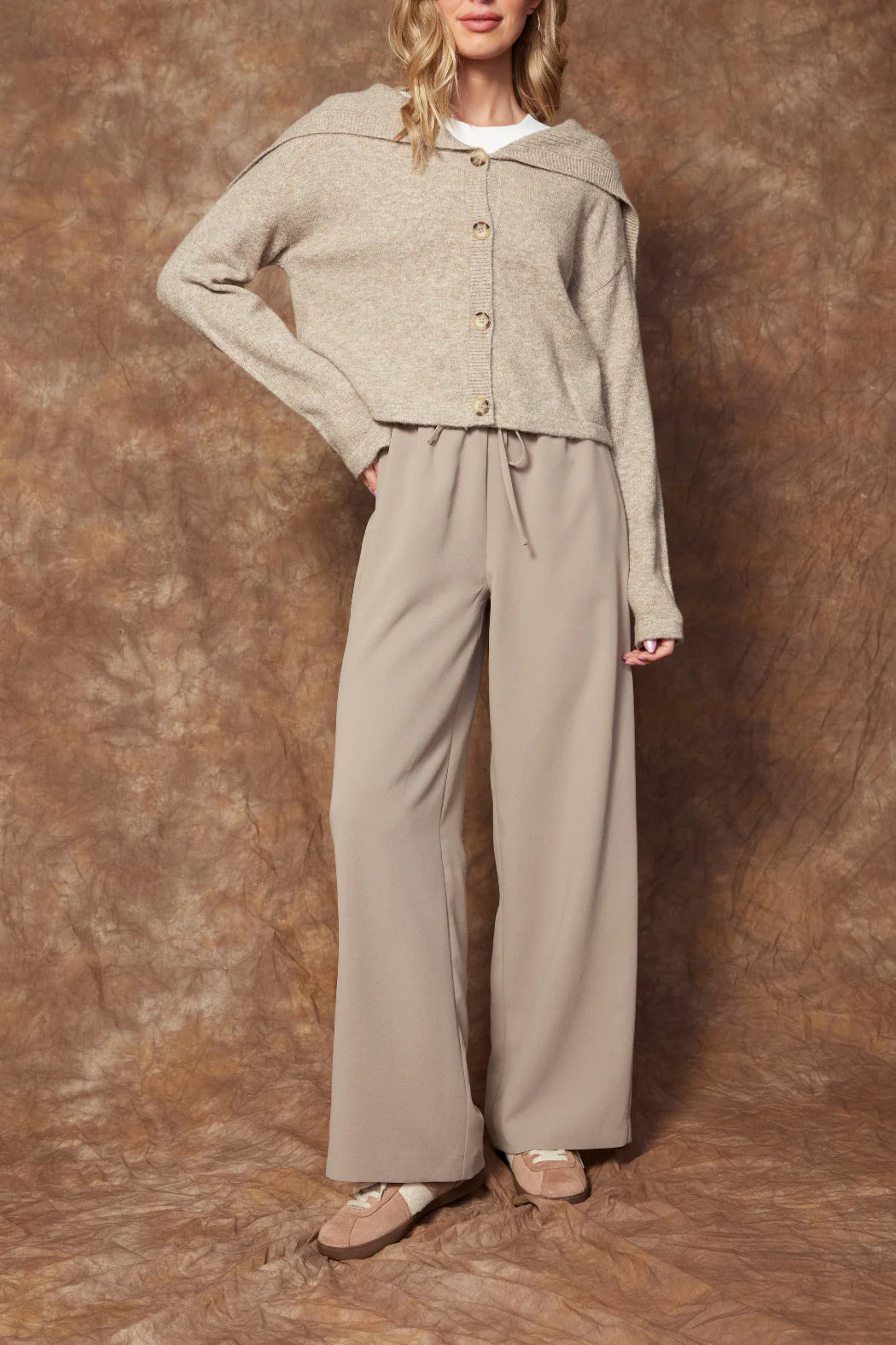 Merry Drawstring Pant in Taupe