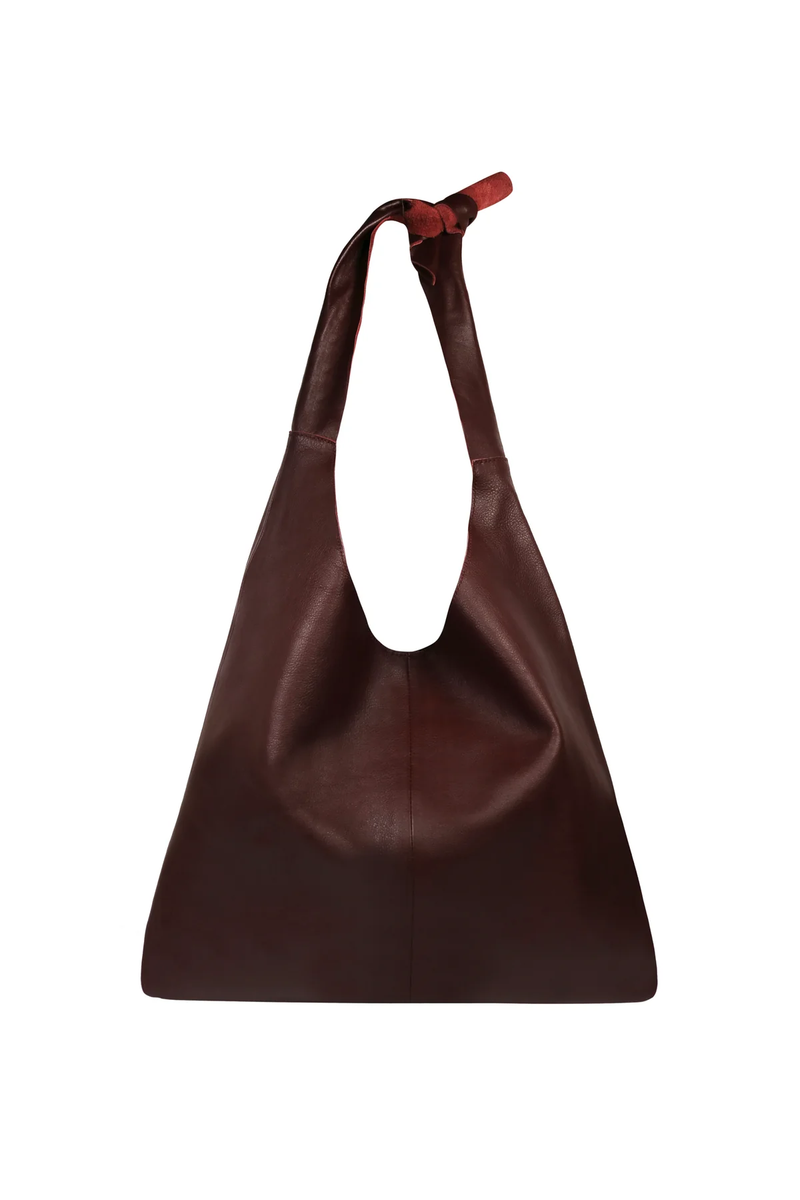 Knot Leather Shoulder Bag in Auggie Maroon