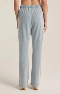 Hunter Knit Denim Pant In Washed Indigo