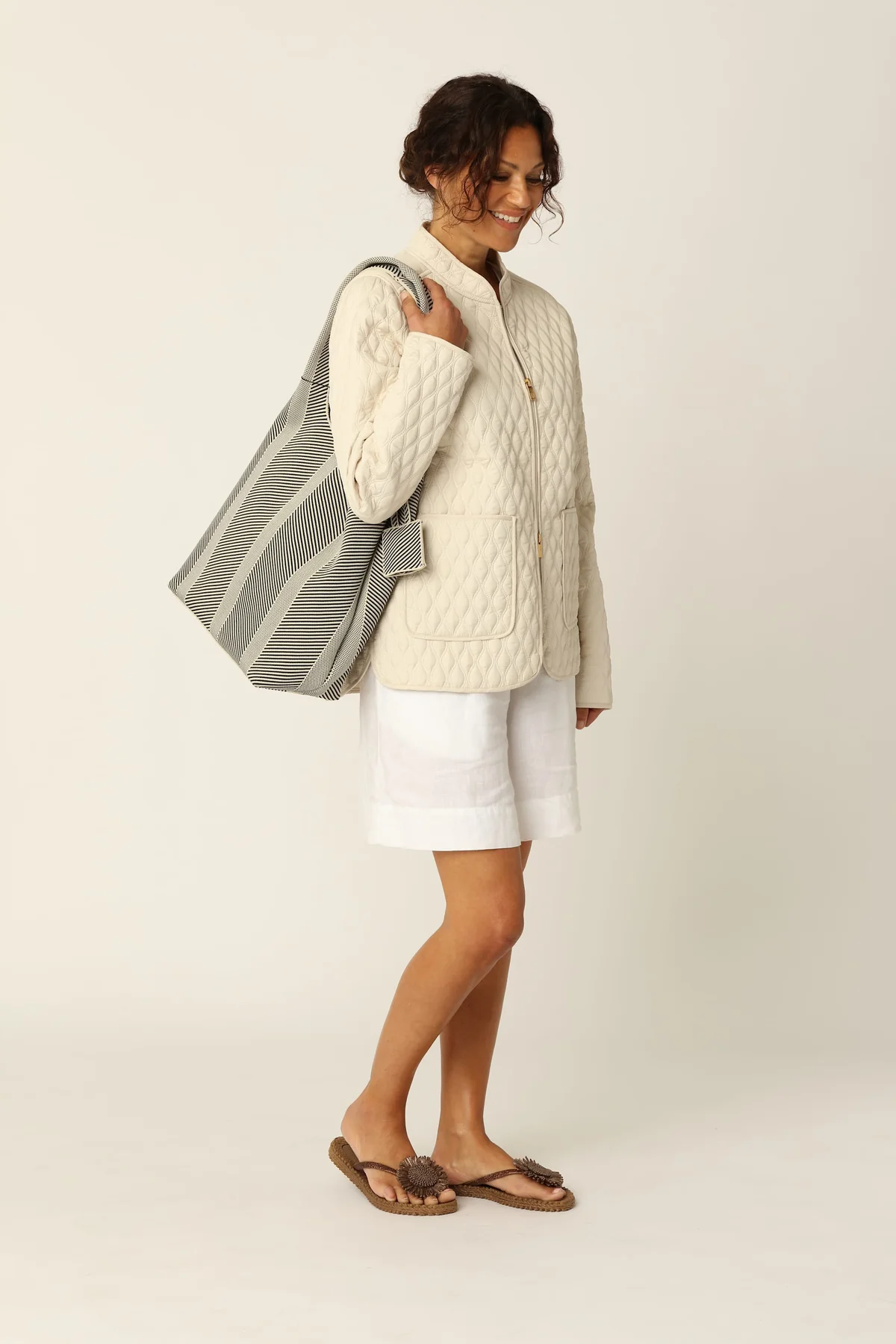 Knitted Bag in Milk Creme/Black