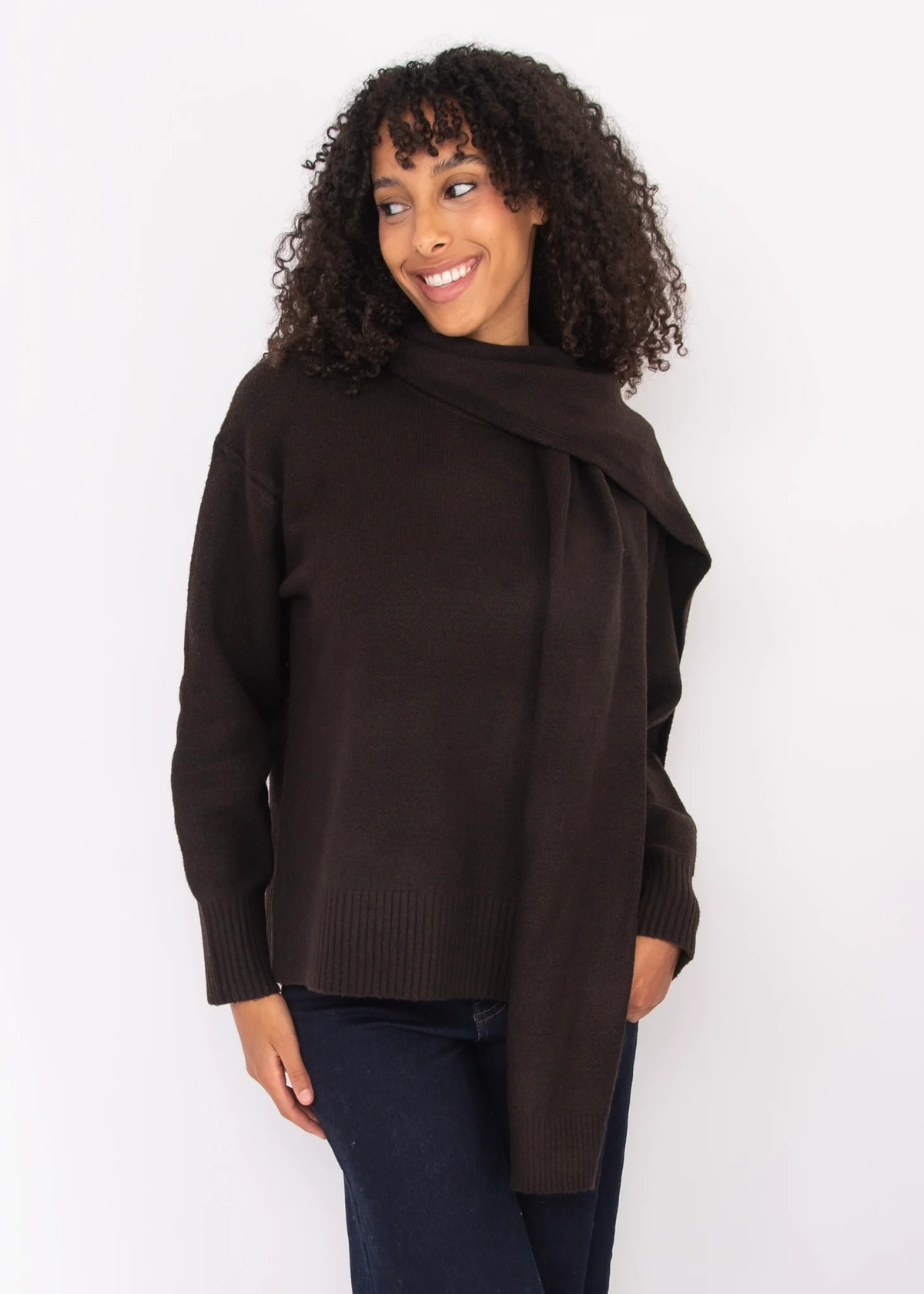Waverly Long Sleeve Crew Neck & Detachable Scarf