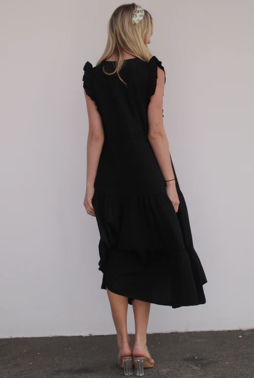 Le 'Vi Dress in Black