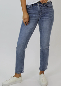 Blaire Ankle Slim Straight in Urban Bay