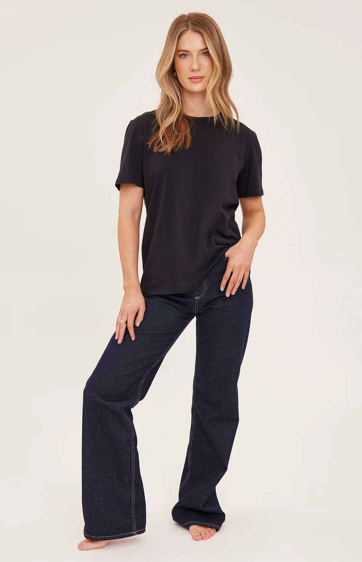 Victoria T-Shirt | Black