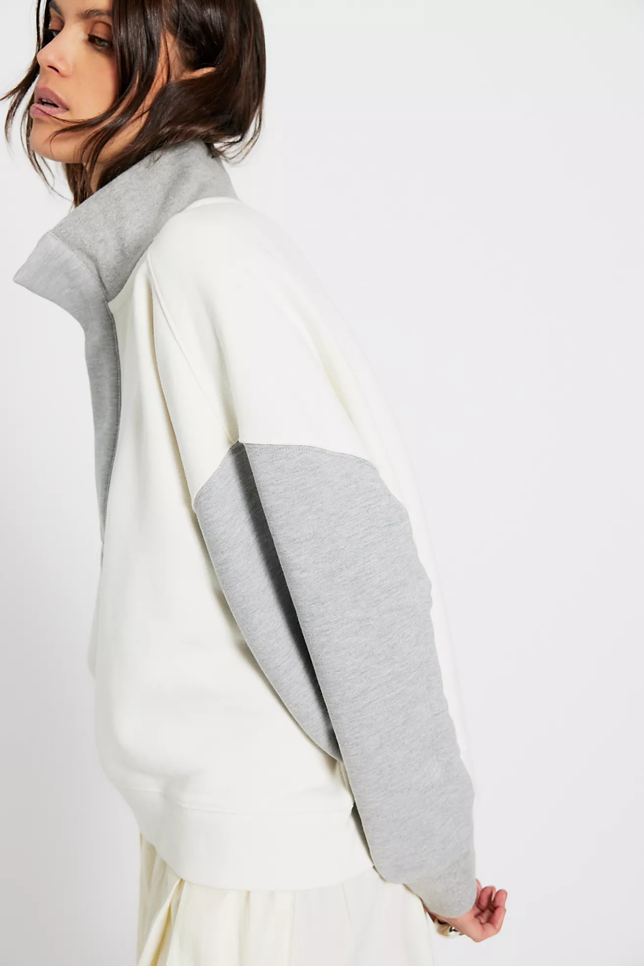 Timeless Colorblock Pullover | Heather Grey Combo