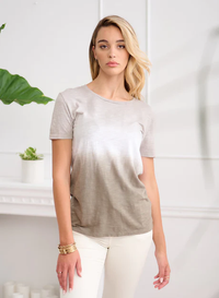 The Jodie Classic T-Shirt In Olive Ombre