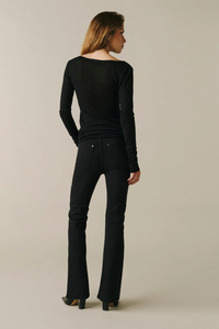 Austin Stretch Bootcut in Black Out