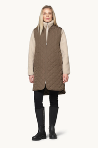 Art 25 Quilted Vest in Mud
