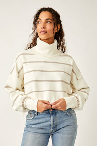 Paulie Sweater In MoonBean Combo