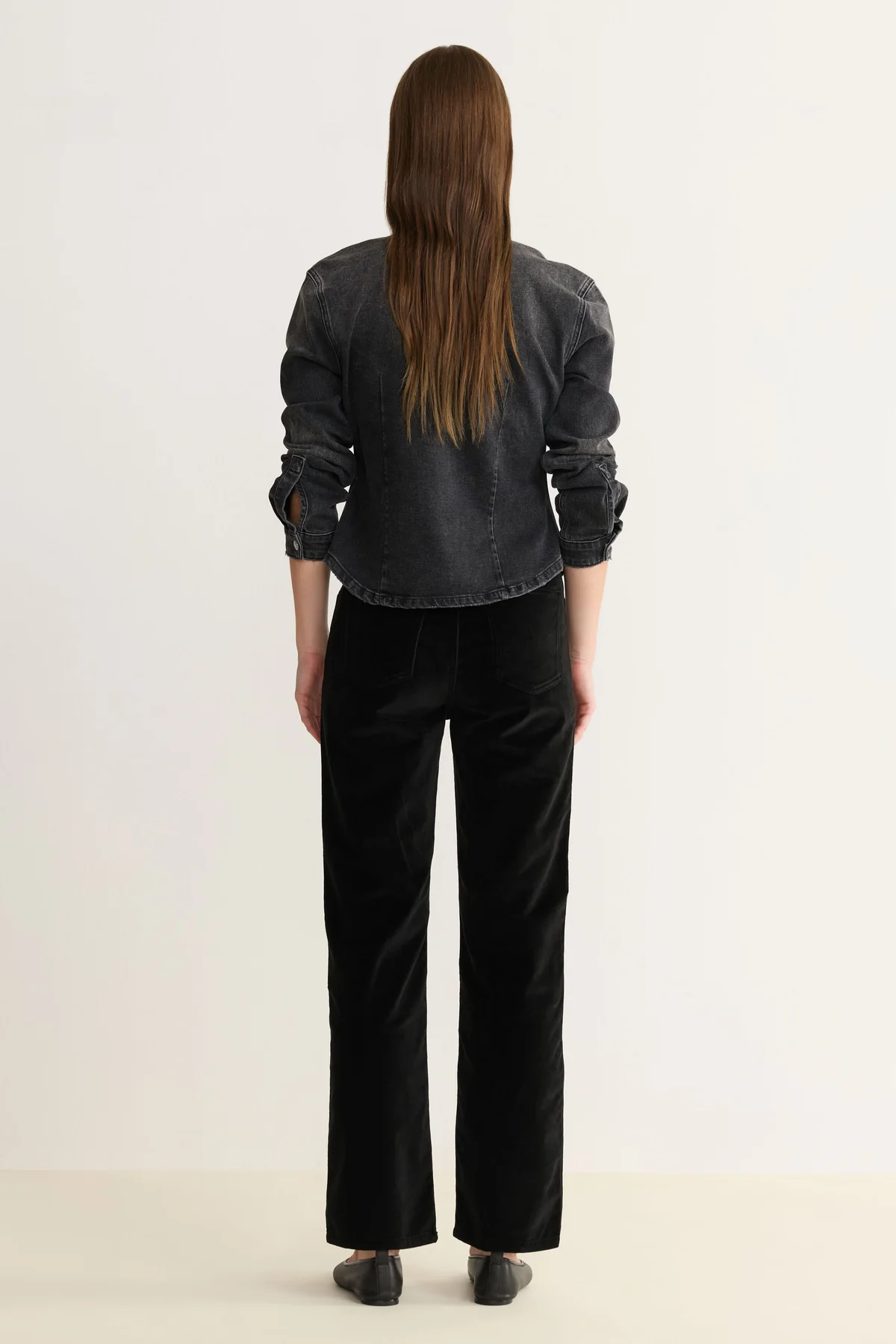 SAT 90s Straight in Black Velvet