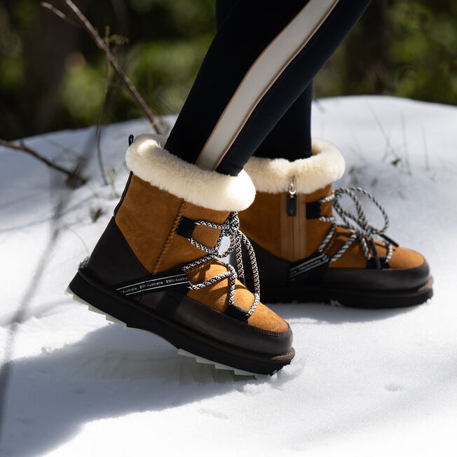 Blurred | Chestnut