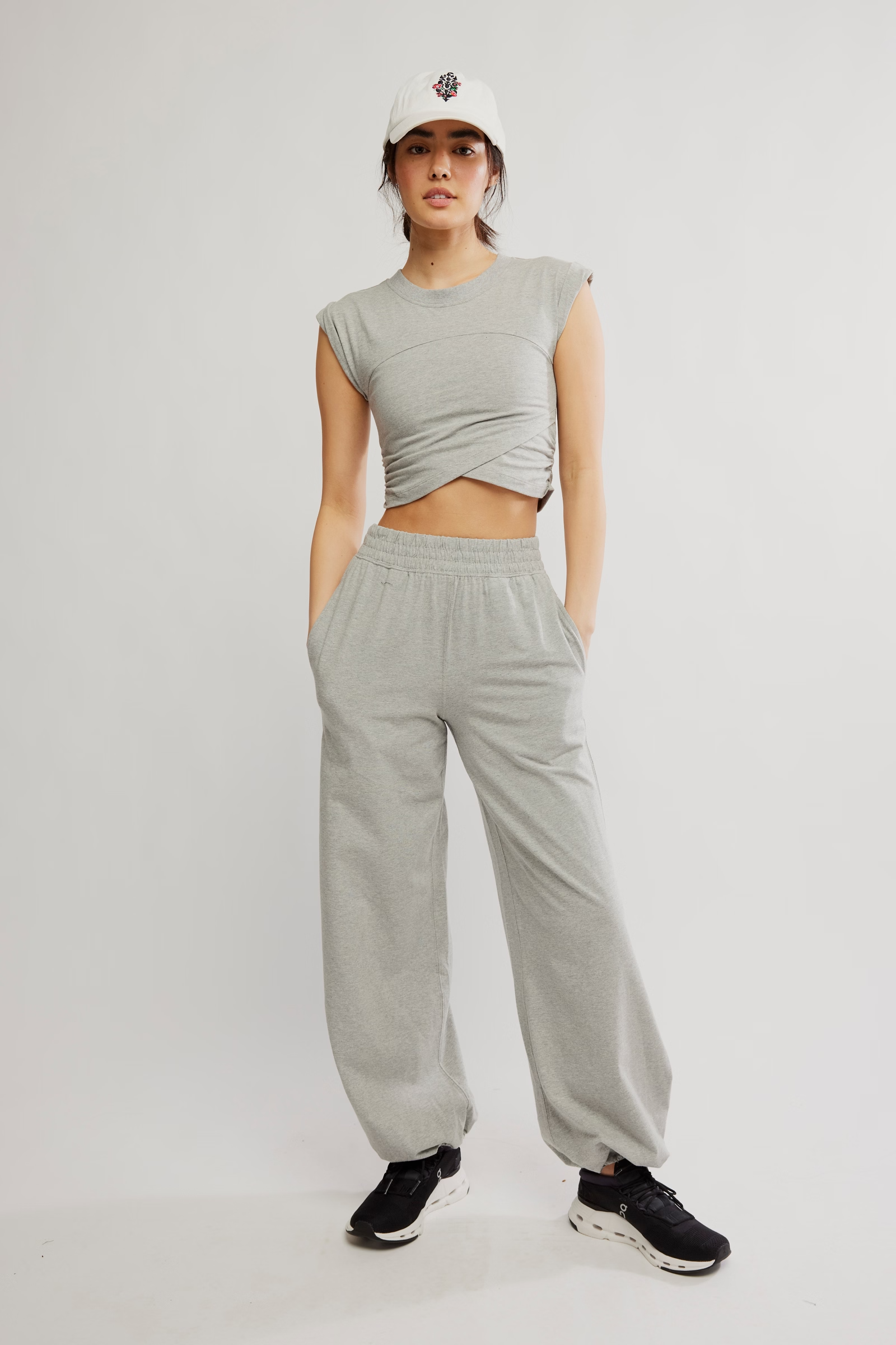 Hot Shot Crossover Set In Heather Grey