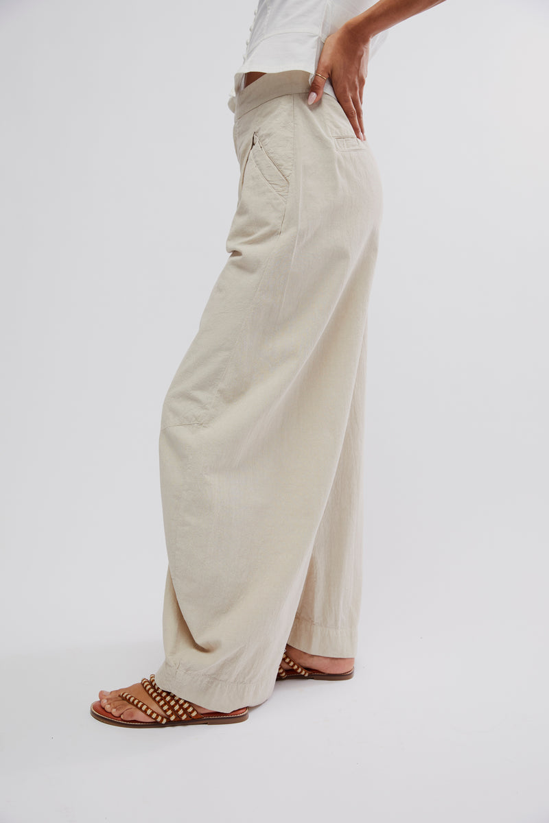 Tegan Washed Barrel Trousers In Washed Out